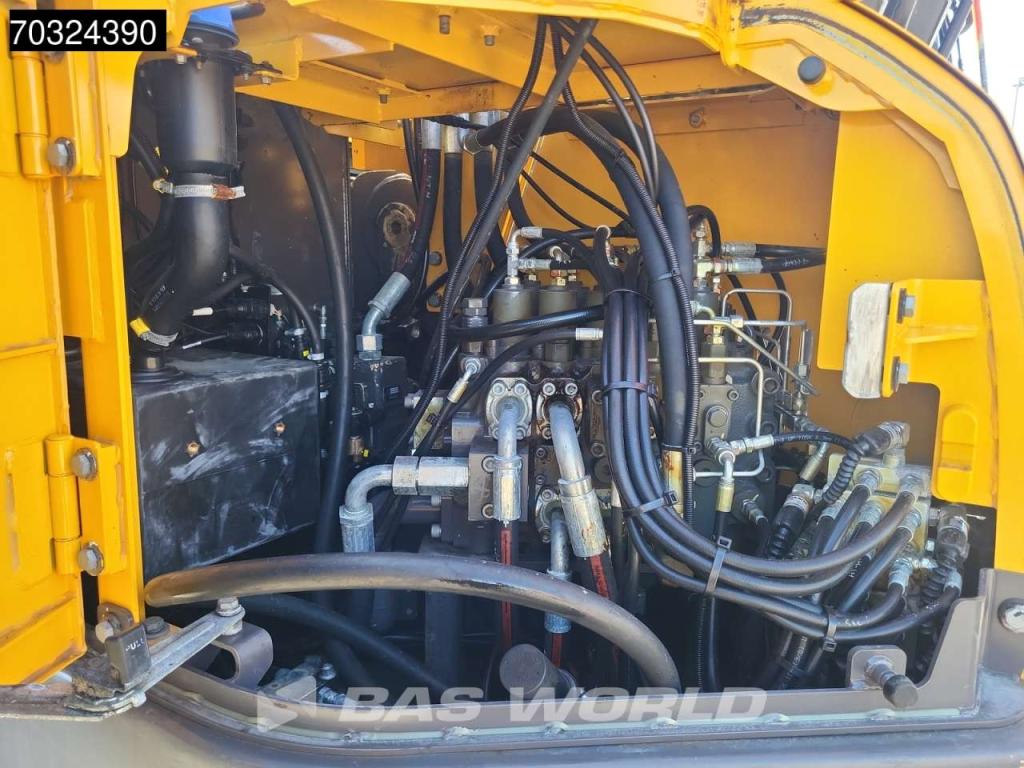 Volvo ECR235 E L Tiltrotator - Blade Photo 23