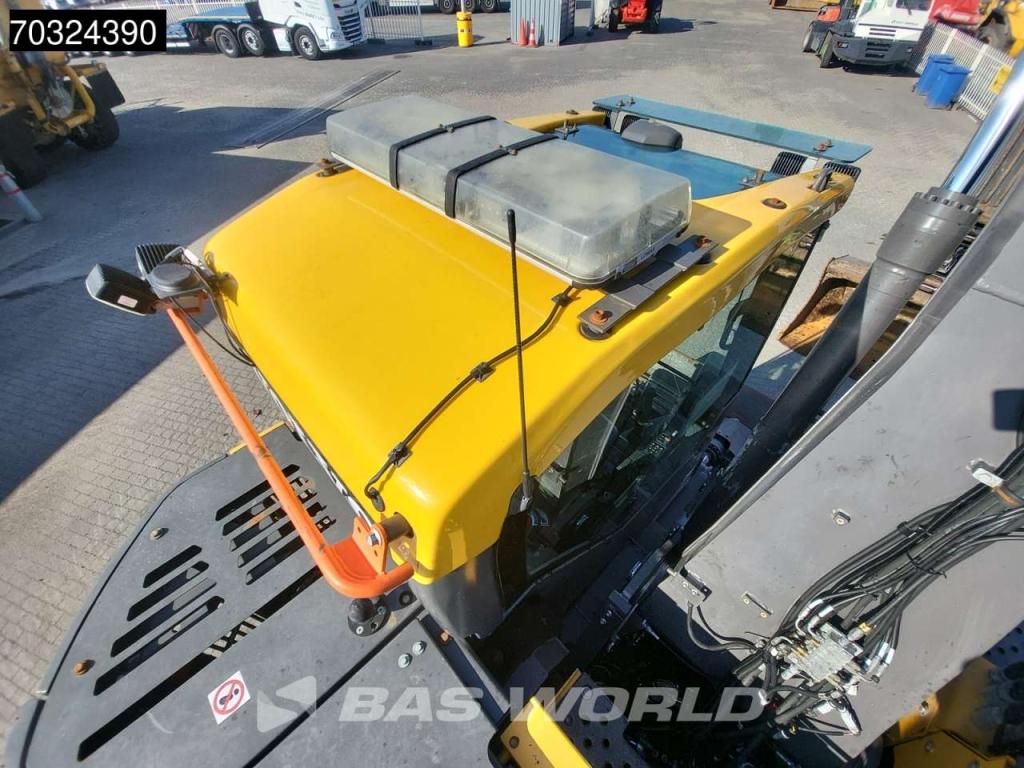 Volvo ECR235 E L Tiltrotator - Blade Photo 27