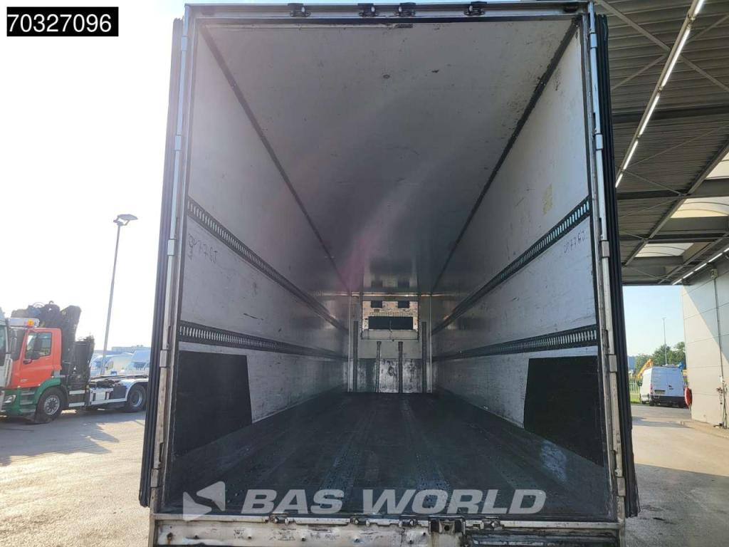 Talson F1227 3 axles Carrier Vector 1550 Photo 9
