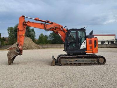 Hitachi ZX 135 US-6 T en vente par A. Cherubini & Figli Srl