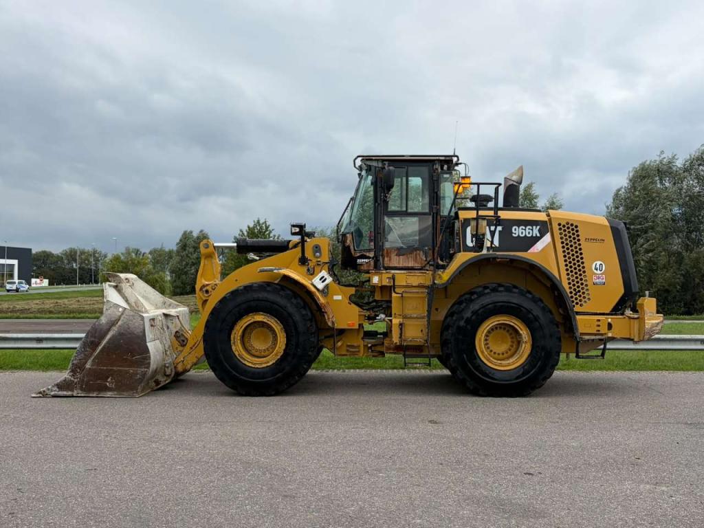 Caterpillar 966K Photo 1