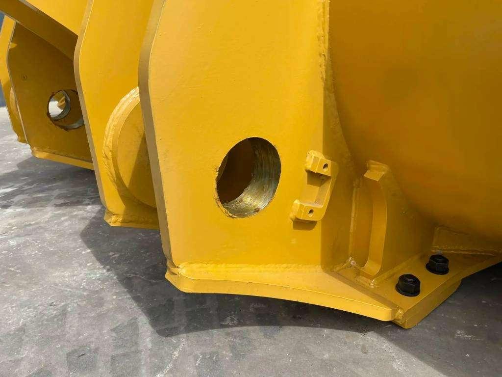 Caterpillar 988K Photo 18