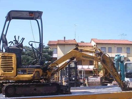 Komatsu PC16 R-3hs Photo 1
