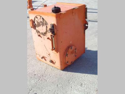 Réservoir de huile pour Fiat Hitachi W170 en vente par OLM 90 Srl