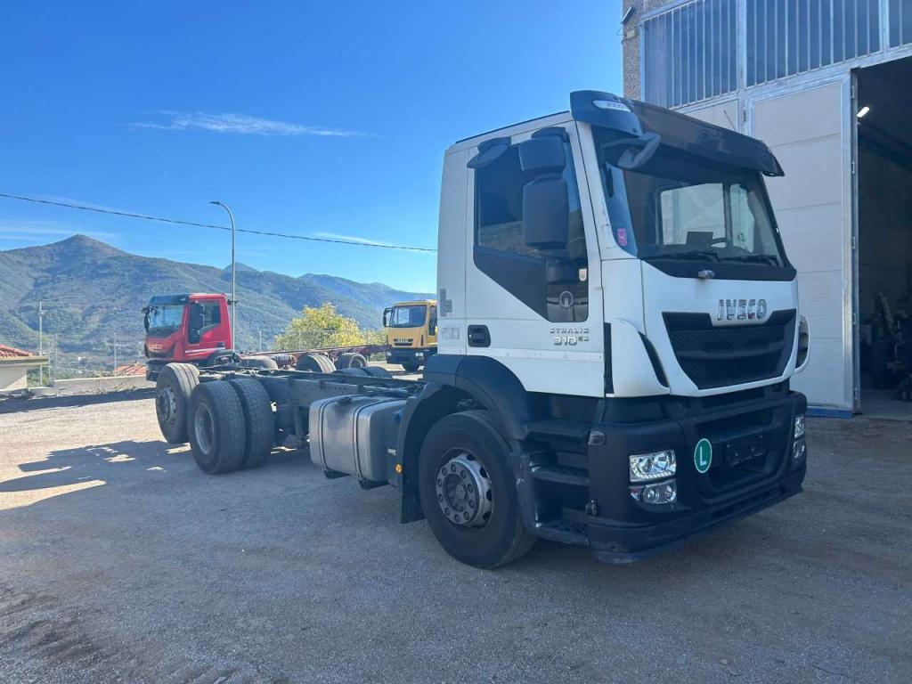 Iveco STRALIS HI-STREET 260S31 Photo 4