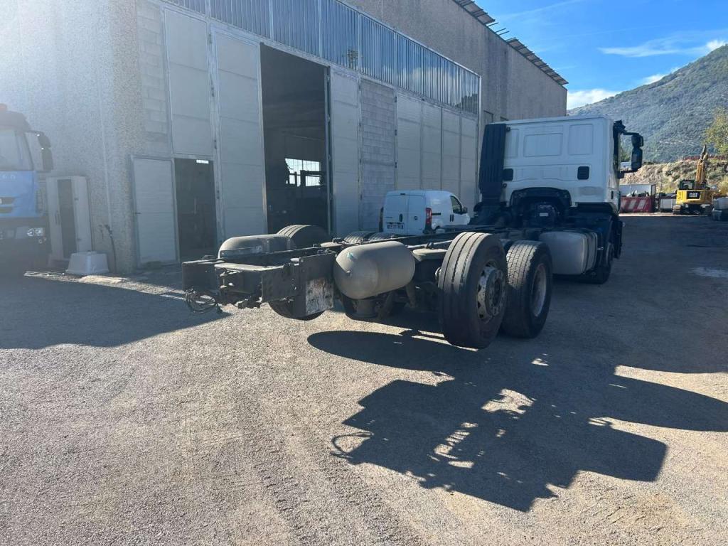 Iveco STRALIS HI-STREET 260S31 Photo 9