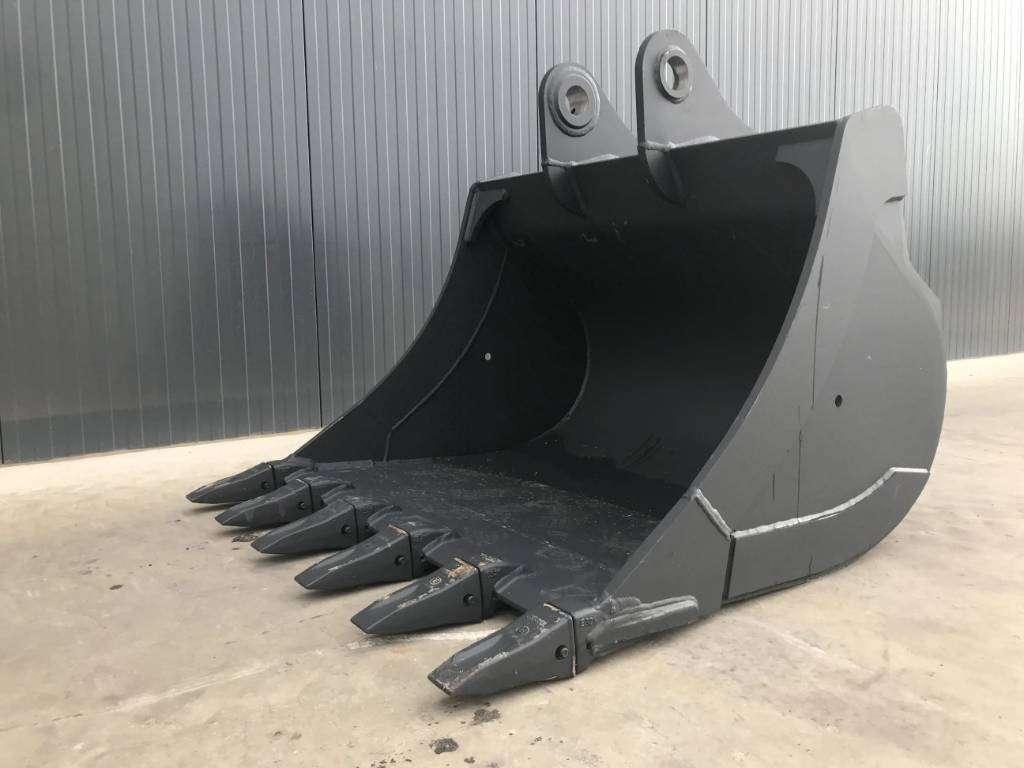 Volvo ECR235 Photo 2