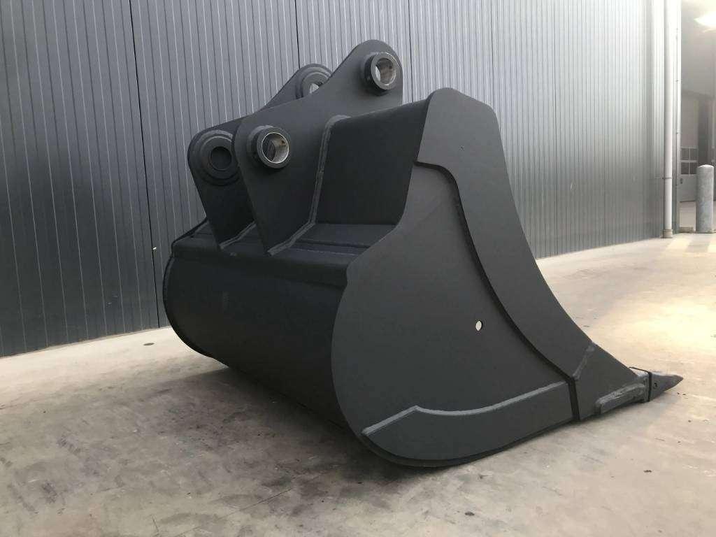 Volvo ECR235 Photo 7