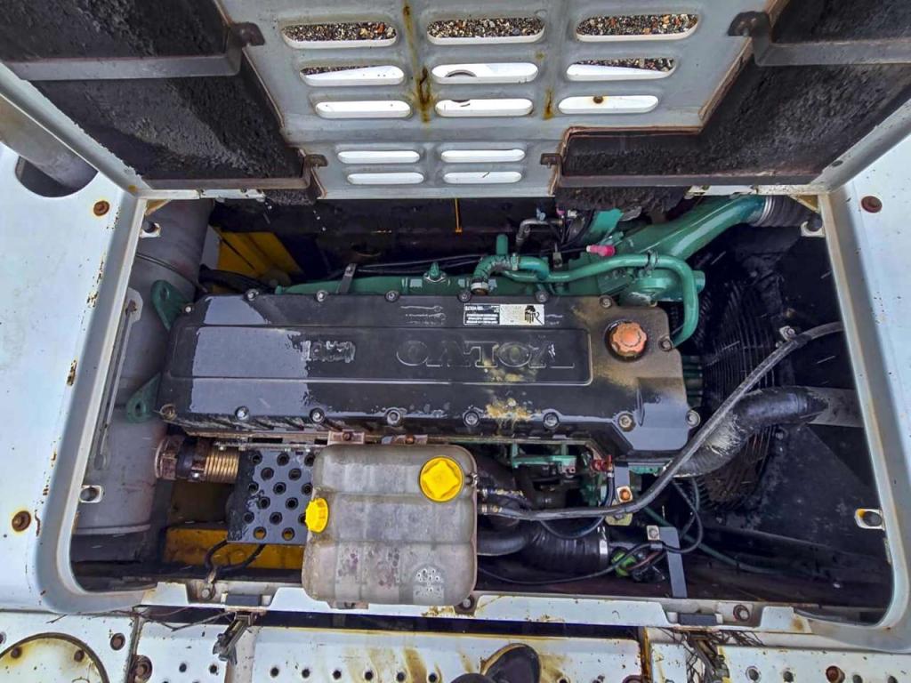 Volvo EC360CNL Photo 15