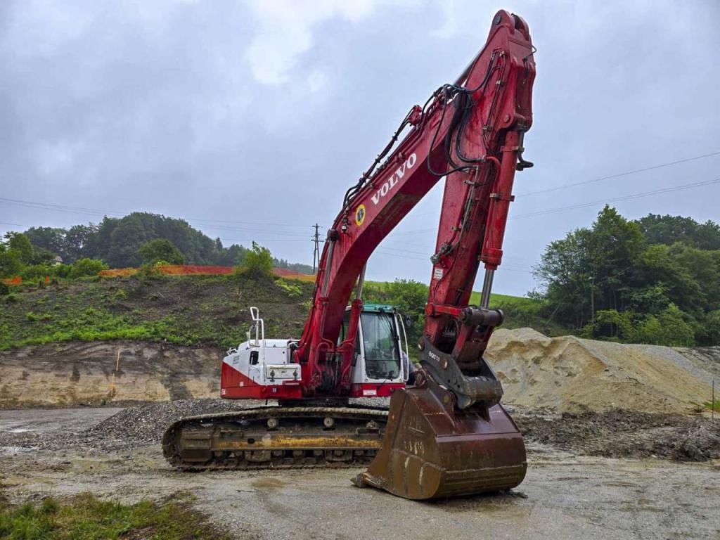 Volvo EC360CNL Photo 2