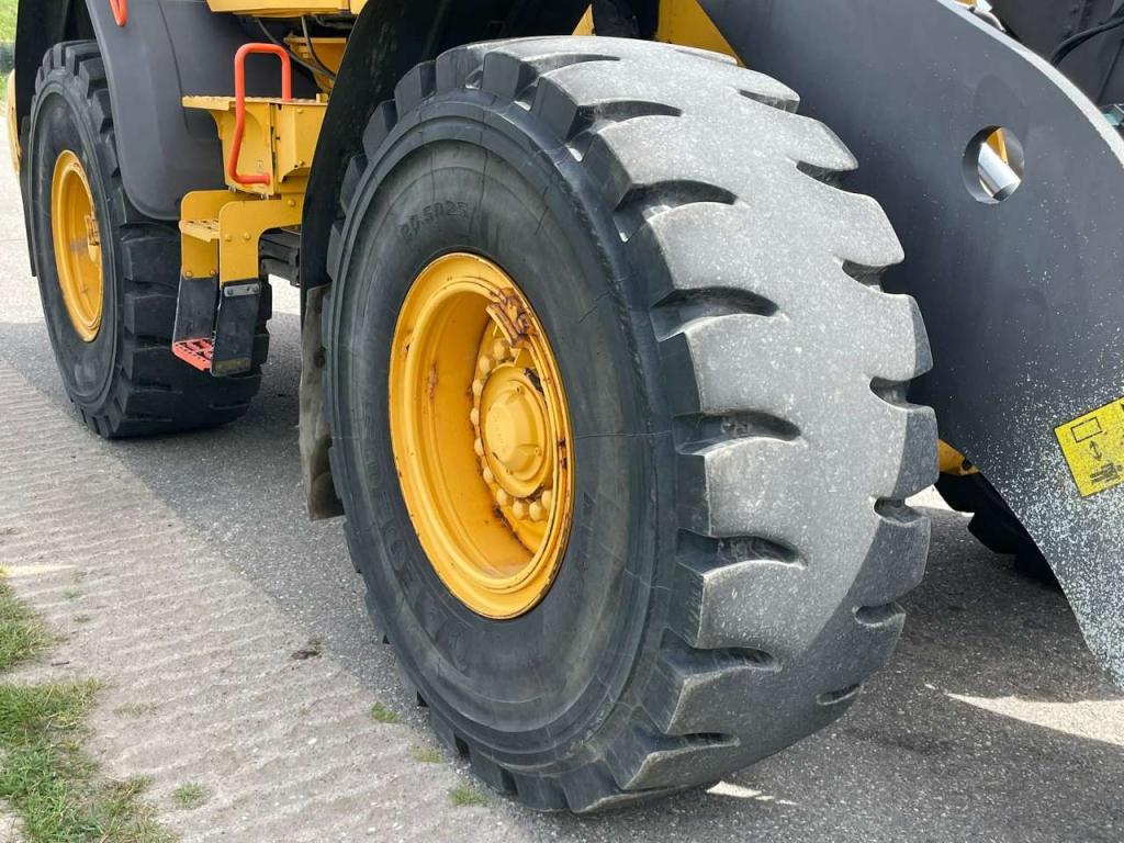 Volvo L90H Photo 14