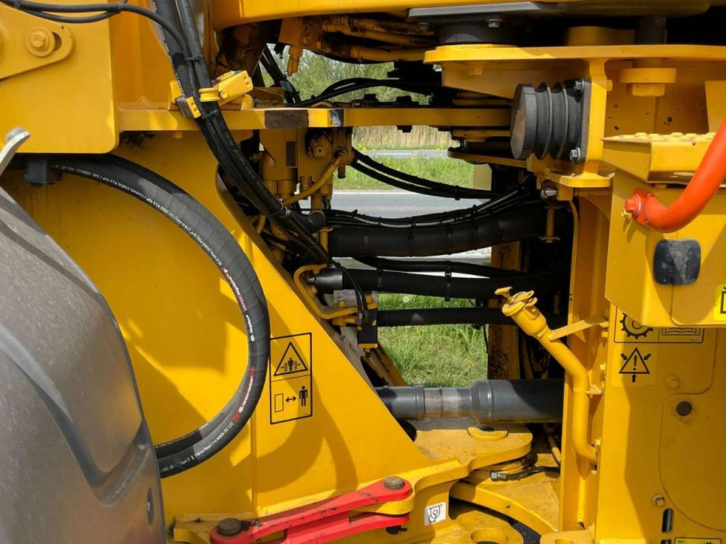 Volvo L90H Photo 17