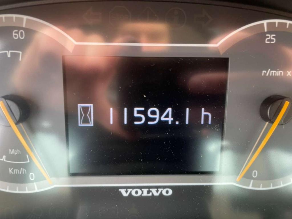 Volvo L90H Photo 25