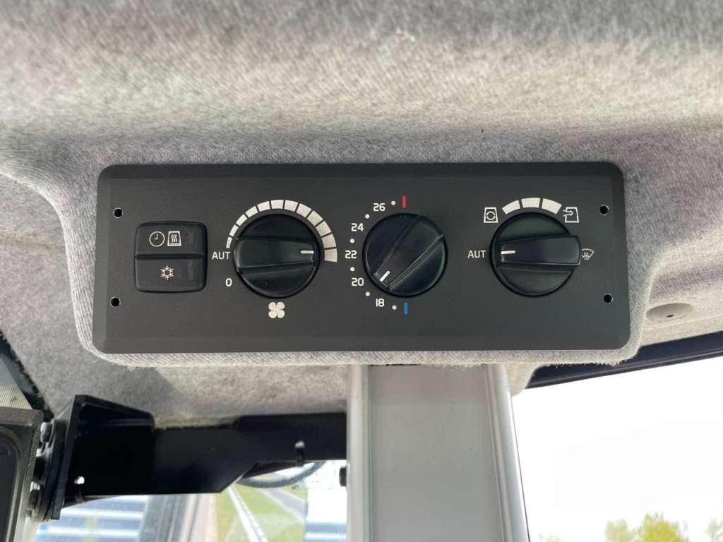 Volvo L90H Photo 26