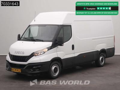 Iveco Daily 35S14 L2H2 Airco Cruise 3500kg trekgewicht 3520L Airco Cruise control en vente par BAS World B.V.