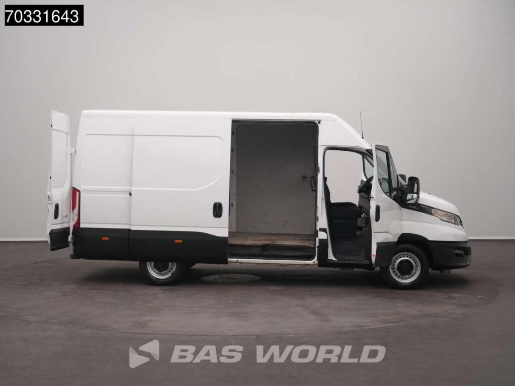 Iveco Daily 35S14 L2H2 Airco Cruise 3500kg trekgewicht 3520L Airco Cruise control Photo 10