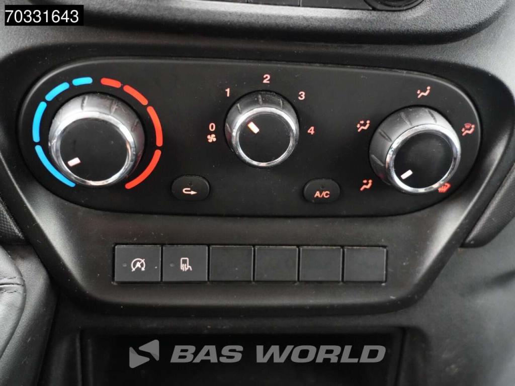Iveco Daily 35S14 L2H2 Airco Cruise 3500kg trekgewicht 3520L Airco Cruise control Photo 14