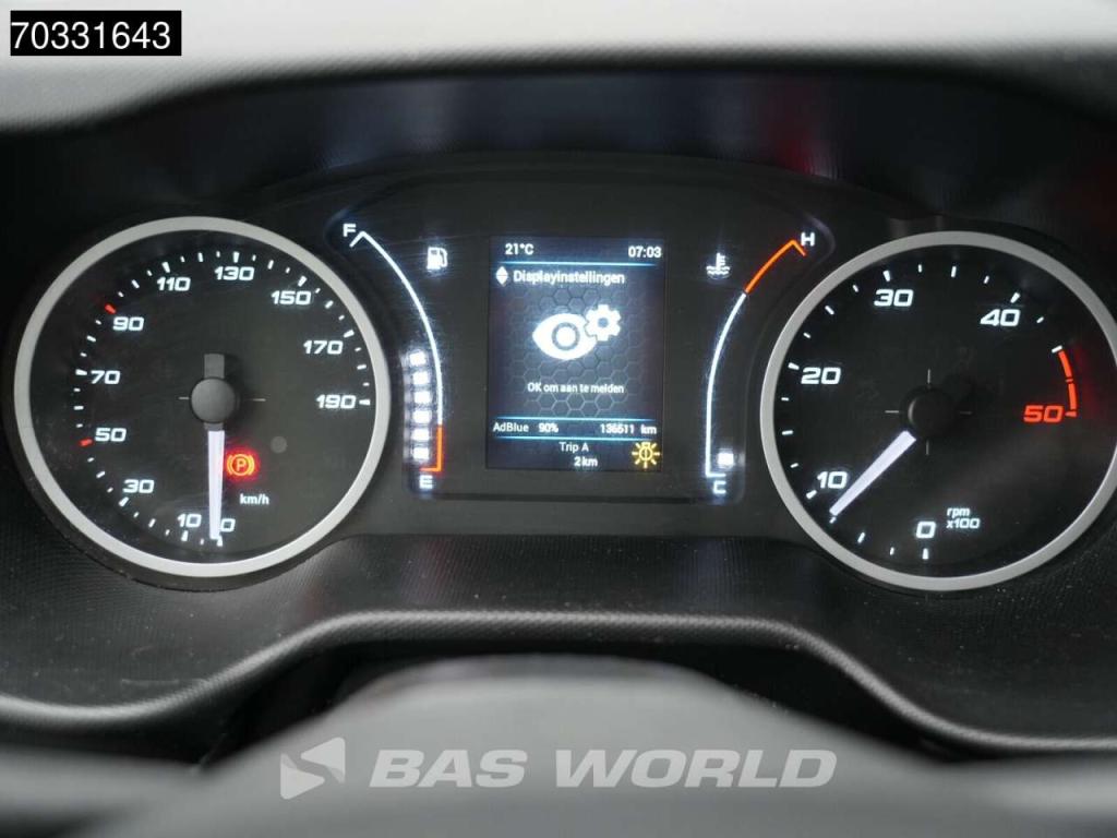 Iveco Daily 35S14 L2H2 Airco Cruise 3500kg trekgewicht 3520L Airco Cruise control Photo 18