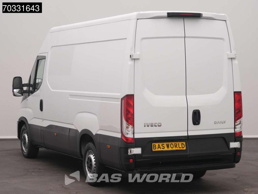 Iveco Daily 35S14 L2H2 Airco Cruise 3500kg trekgewicht 3520L Airco Cruise control Photo 6