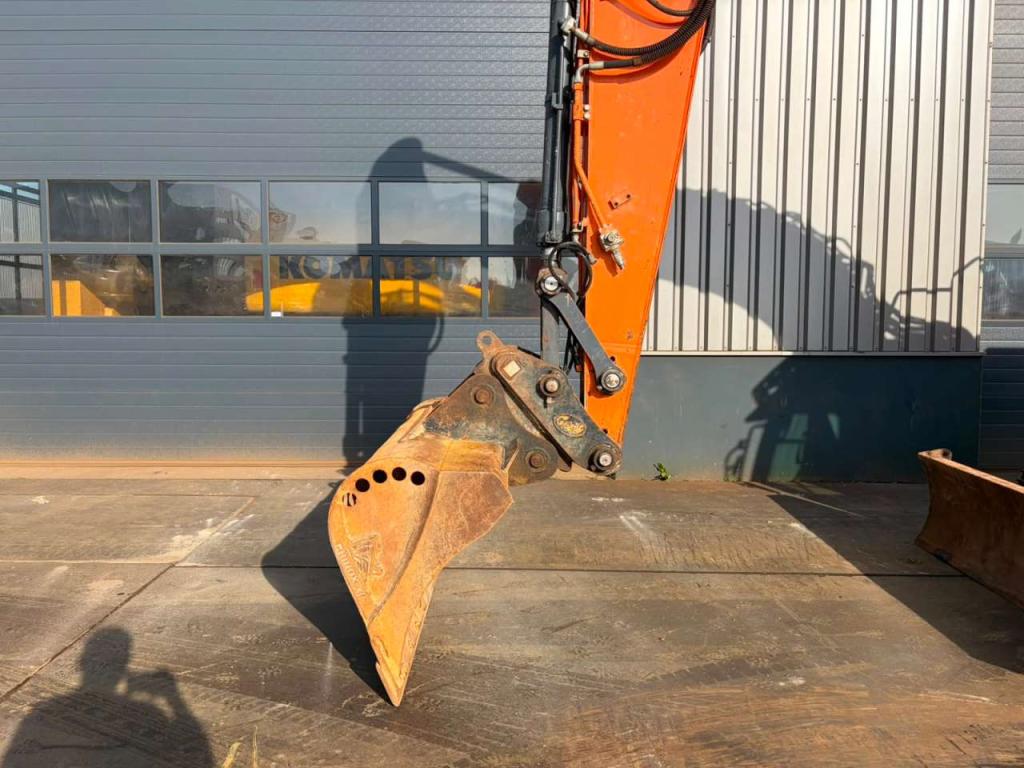 Doosan DX140LCR-5 Photo 9