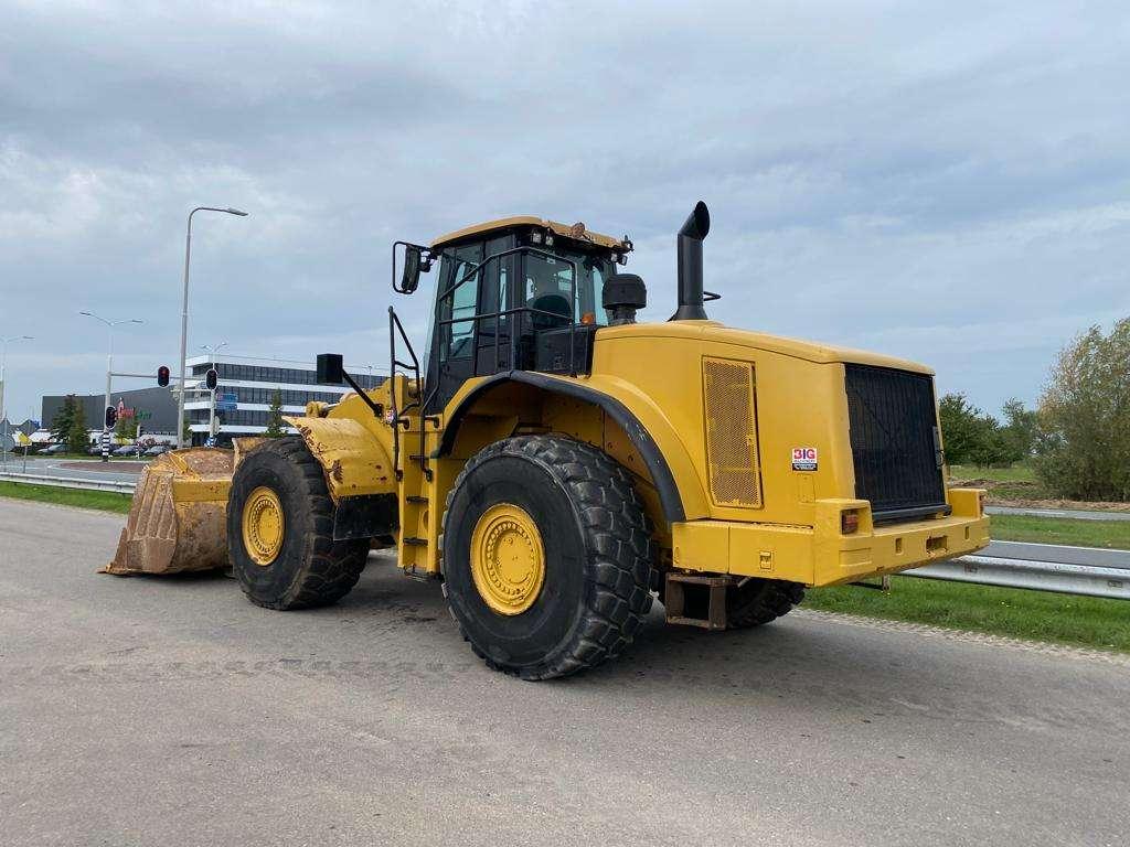 Caterpillar 980H Wheel Loader Photo 2