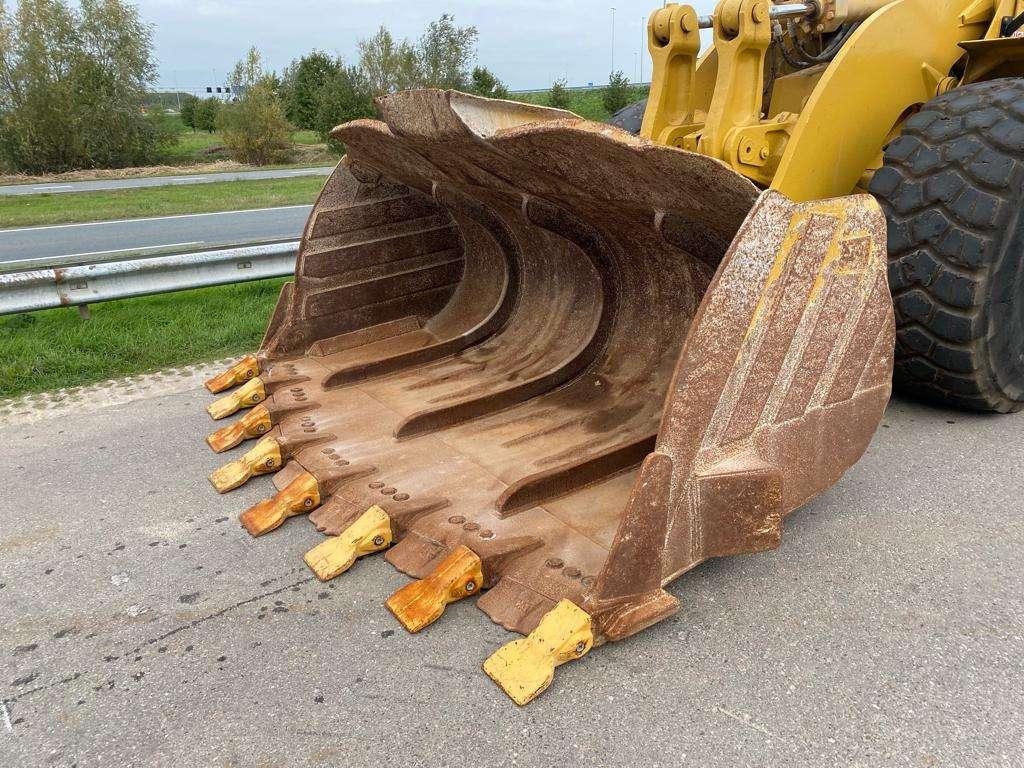 Caterpillar 980H Wheel Loader Photo 7