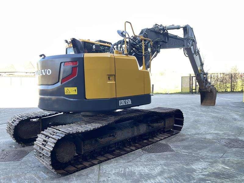 Volvo ECR 235 DL Photo 5