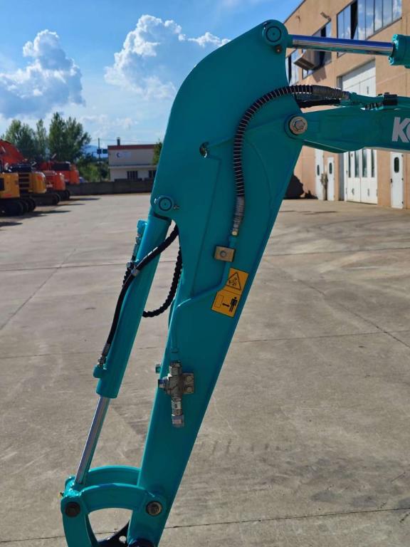 Kobelco SK 17SR-3E Photo 11