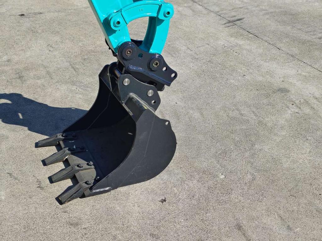 Kobelco SK 17SR-3E Photo 14