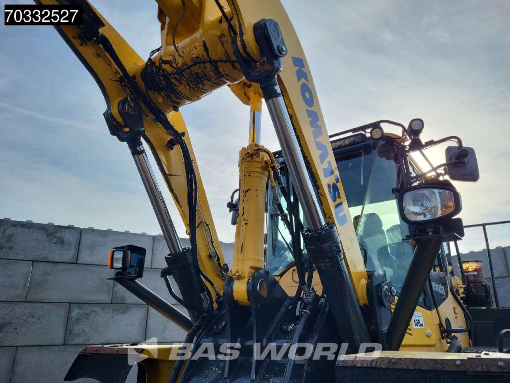 Komatsu WA380-7 Photo 12