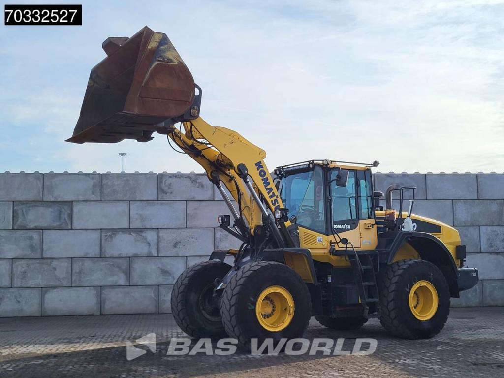 Komatsu WA380-7 Photo 3