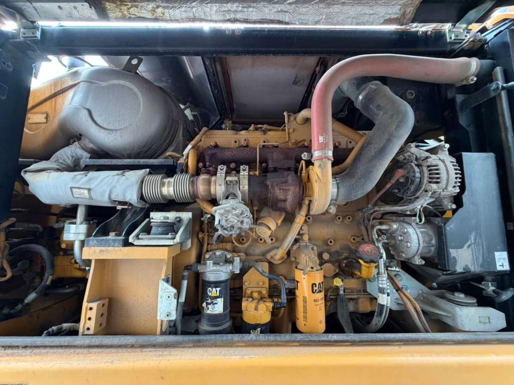 Caterpillar M318F Photo 28