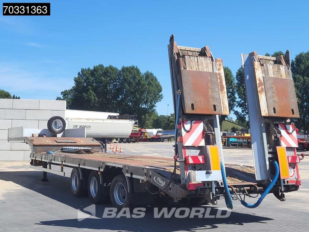 Fliegl SDS 550T 3 axles Steering Axle Ramps BPW Photo 3