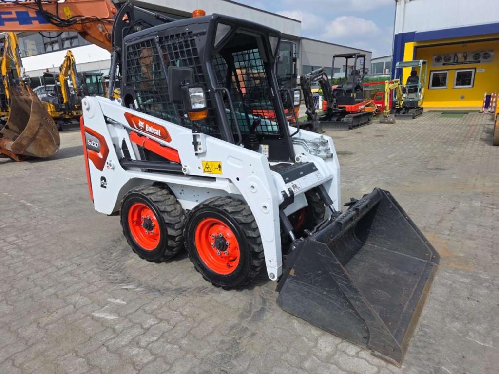 Bobcat S100 Photo 2