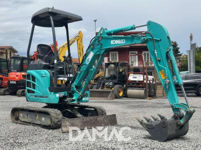 Kobelco SK17SR-3E en vente par DAMAC