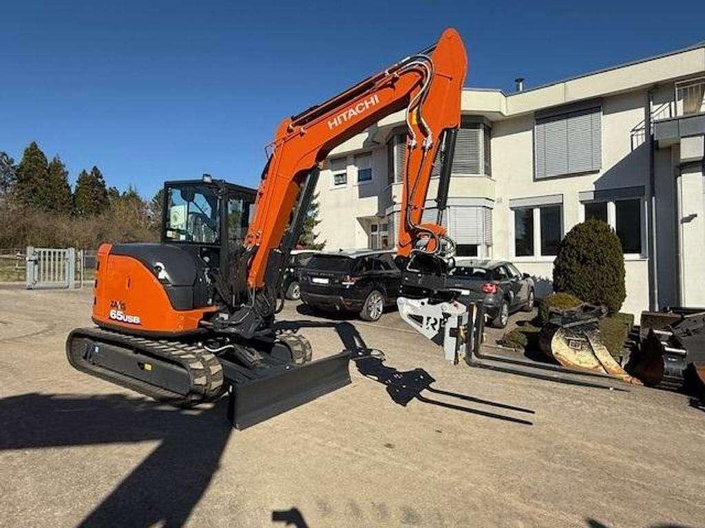 Hitachi ZX65 USB-6 Photo 8