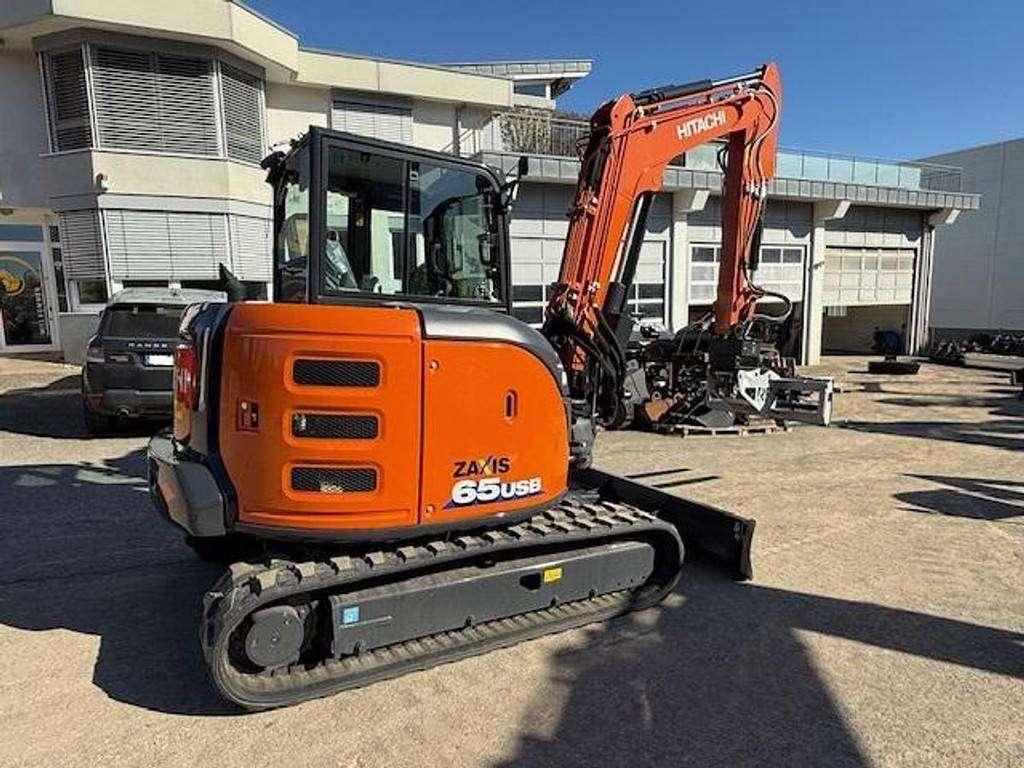 Hitachi ZX65 USB-6 Photo 9