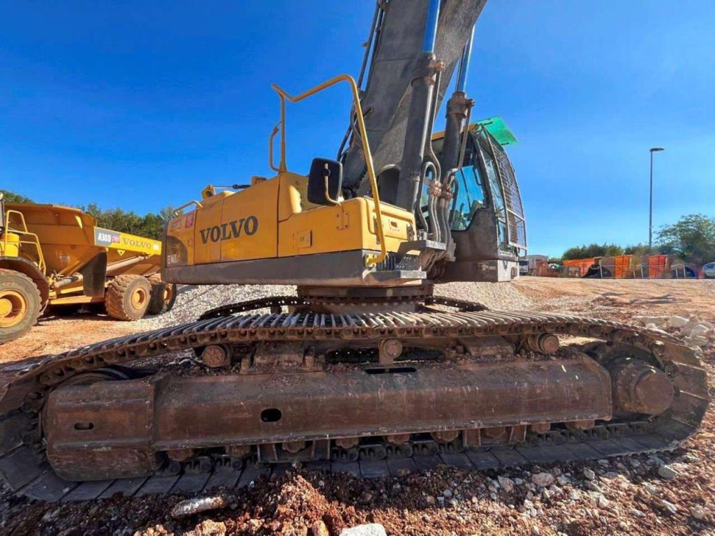 Volvo EC460C Photo 11