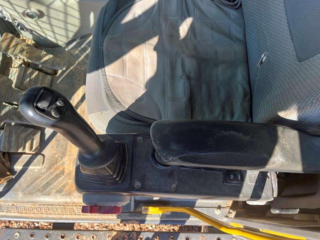 Volvo EC460C Photo 22