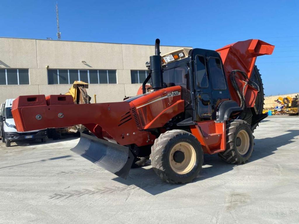 Ditch Witch RT115 Photo 4