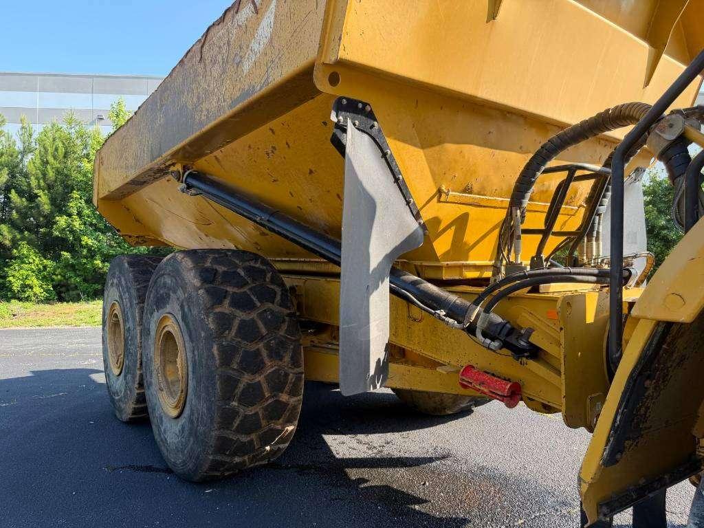 Caterpillar 745 - LOCATED IN GREENVILLE, SC - USA Photo 14