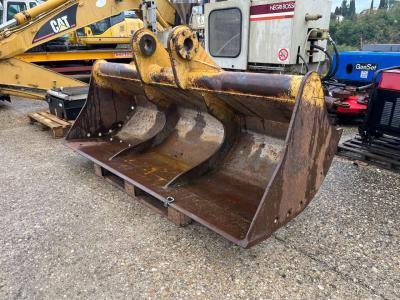 Caterpillar 325C en vente par Omeco Spa