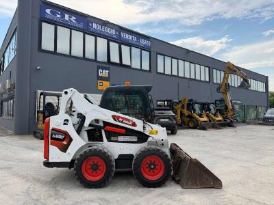 Bobcat S590 Photo 1