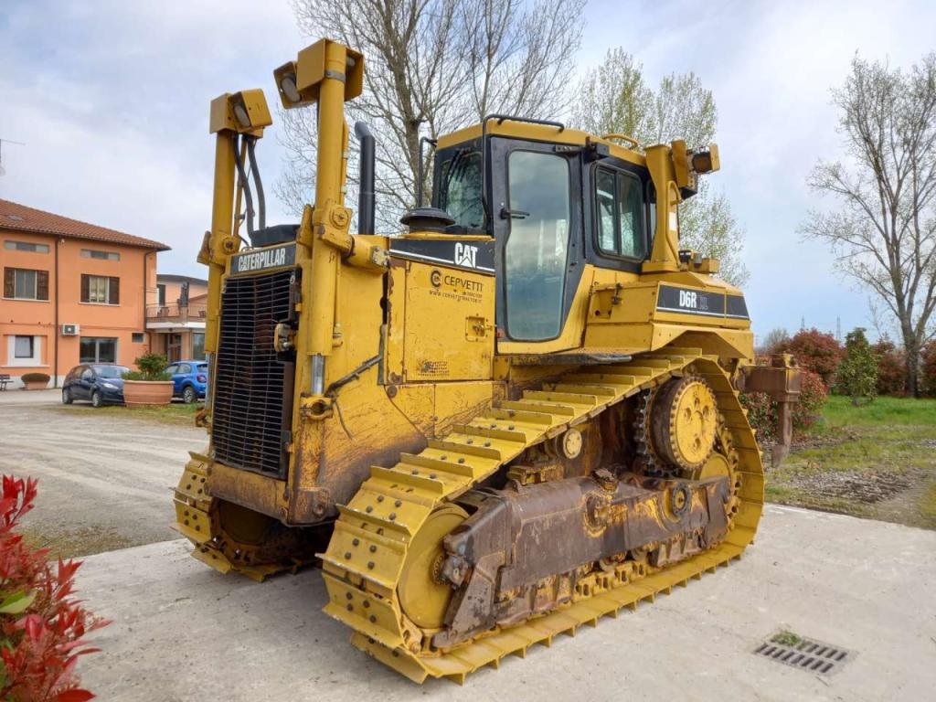 Caterpillar D6R II XL Photo 1