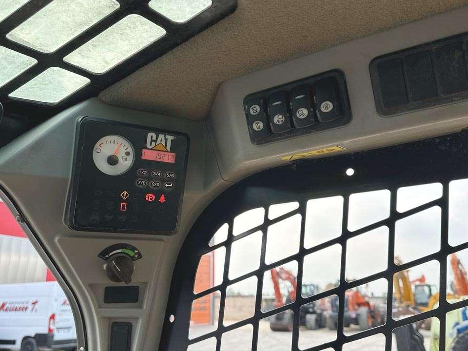 Caterpillar 259D Photo 12