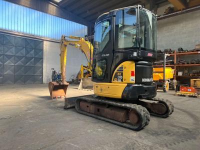 Komatsu PC30MR-2 en vente par Dofra Srl