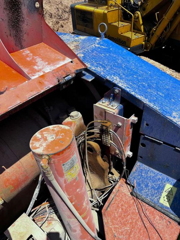 Komatsu BR380JG-1 Photo 3
