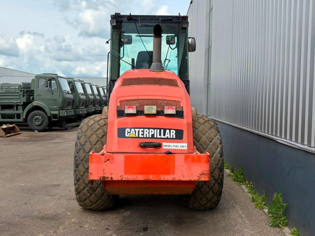 Caterpillar CS74 Photo 4