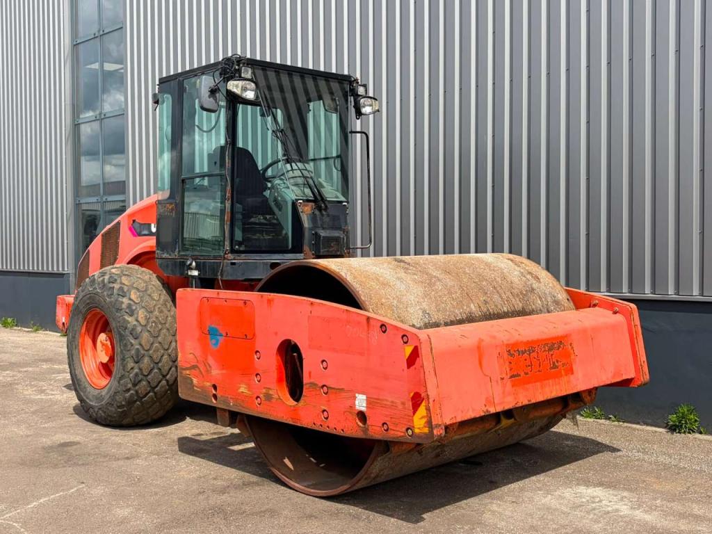 Caterpillar CS74 Photo 7