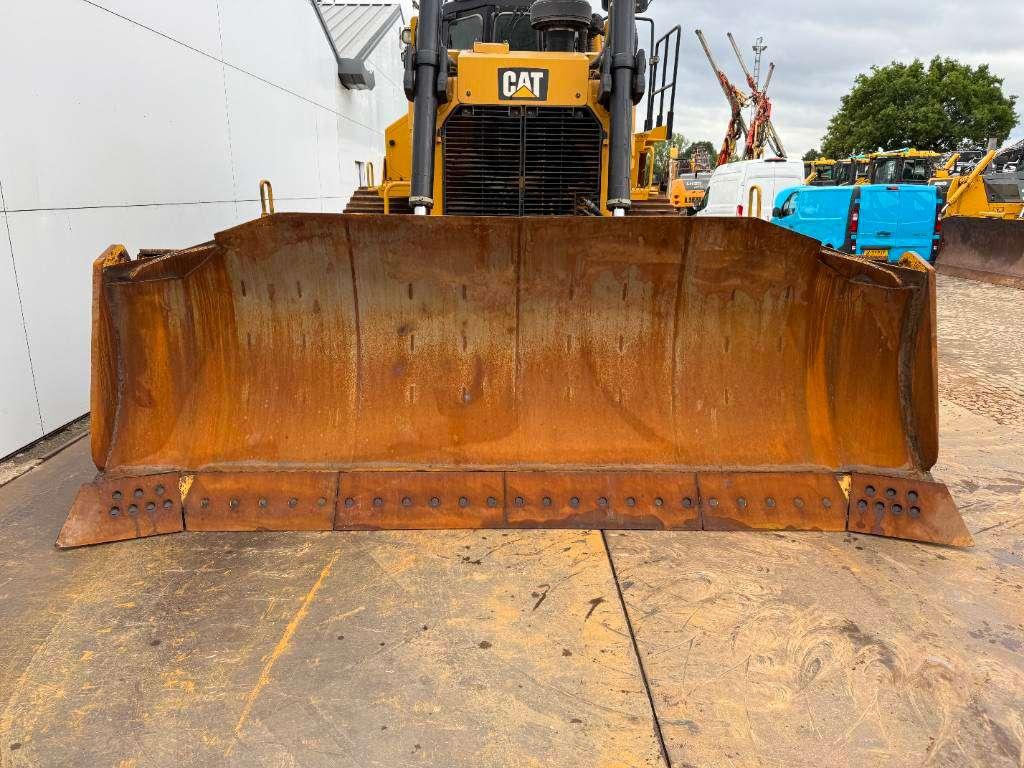 Caterpillar D8T LGP - German Machine / Ripper Valve Photo 18